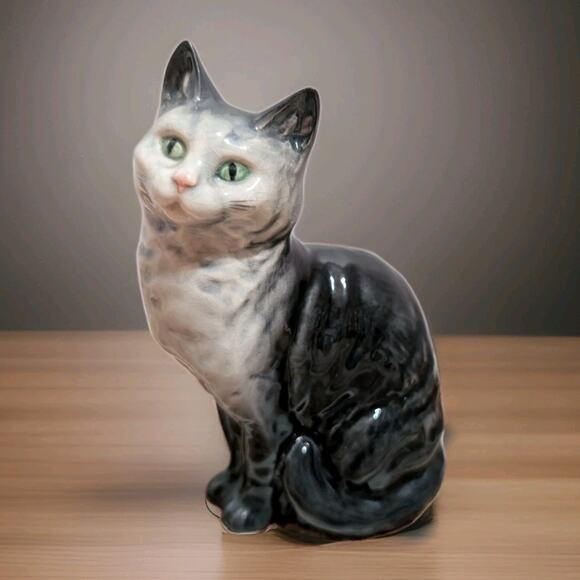 Vintage Beswick Seated Sitting Porcelain Ceramic Cat Figurine # 1030 England - Picture 1 of 7